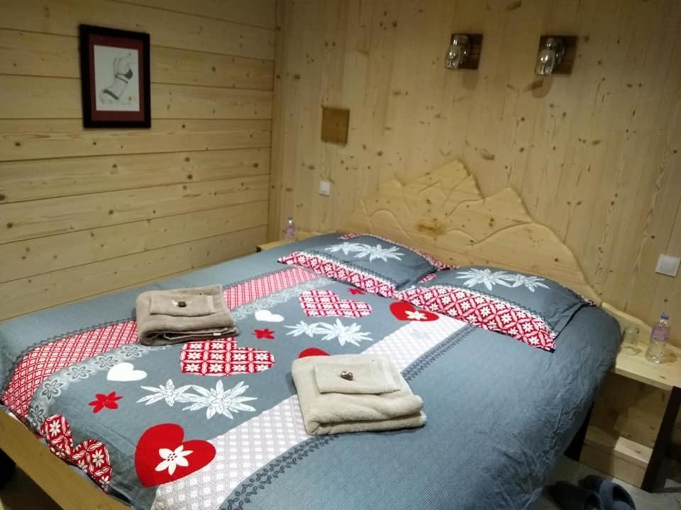 Le Refuge Du Poete Lejlighed Saint-François-de-Sales Eksteriør billede